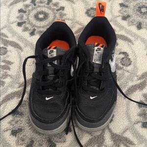 Nike Kids Black and Orange Sneakers
